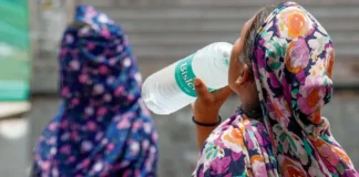 Hot weather in Pakistan