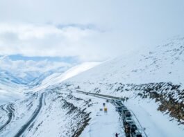 May snowfall in Kaghan Valley