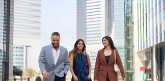 What Is a Smart Casual Dress Code? A Complete Guide for Men and Women Smart Casual Dress Code