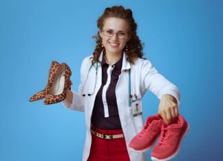 Best Shoes for Neuropathy: A Complete Buying Guide Best Shoes for Neuropathy: A Complete Buying Guide