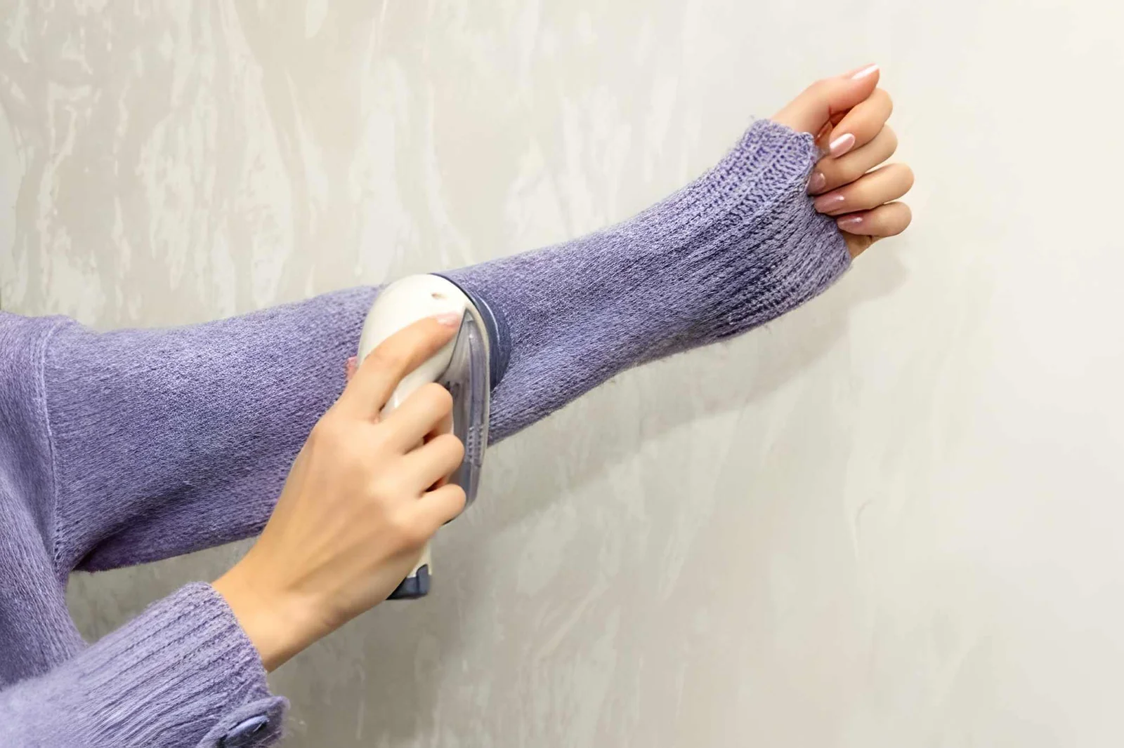 steptodown.com736608 How to Remove Pilling from Clothes